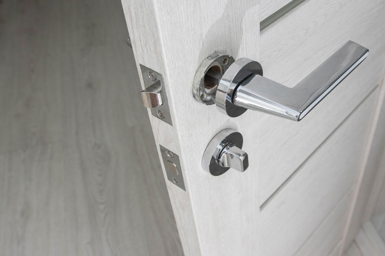 Restore Safety After A Burglary Attempt With Locksmith Services